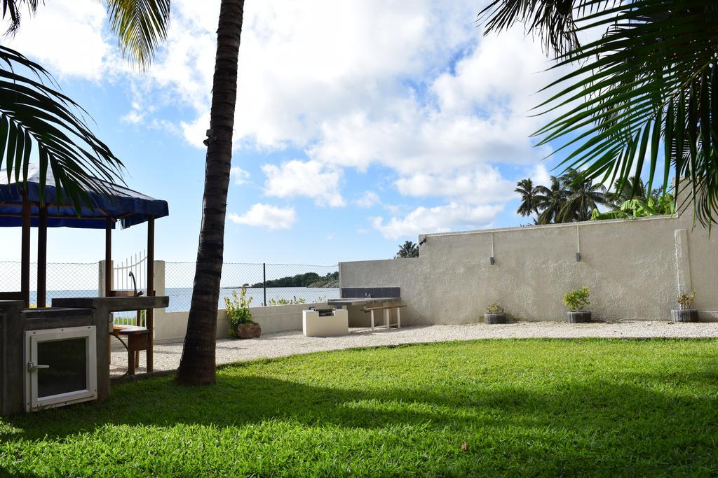 Baywatch Apartment Ла Гулет Екстериор снимка